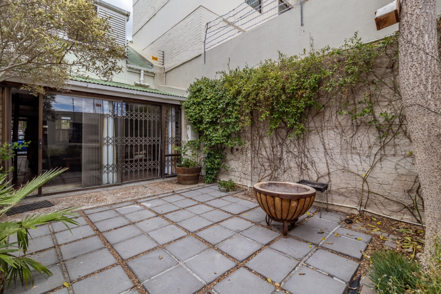 2 Bedroom Property for Sale in Stellenbosch Central Western Cape